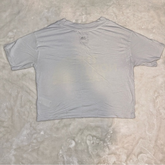 The North Face Cropped Yellow/Grey Graphic Thin Soft Tshirt Size XS - Picture 7 of 7